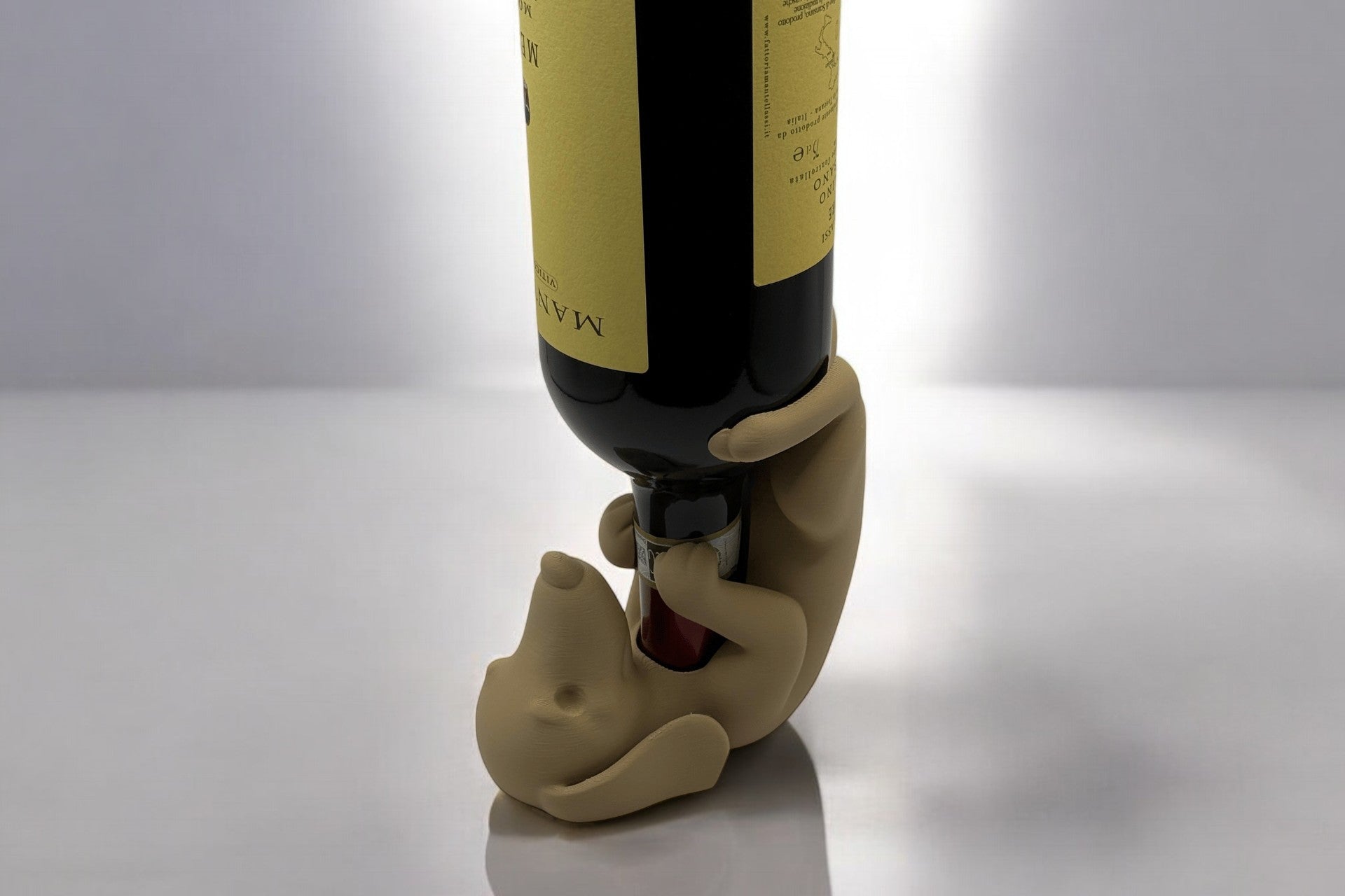 Bassowine bottle holder