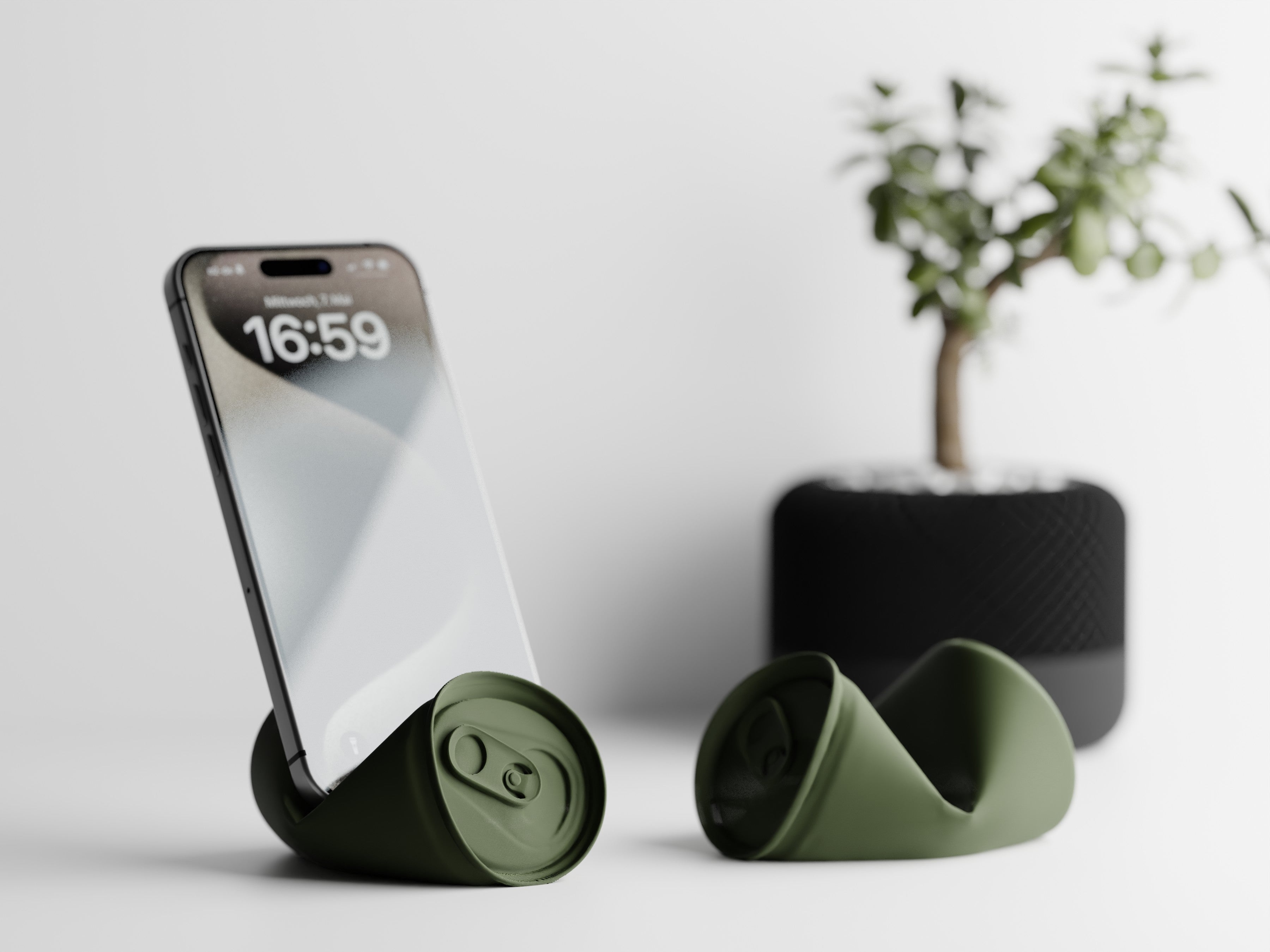 Supporto per telefono in lattina schiacciata